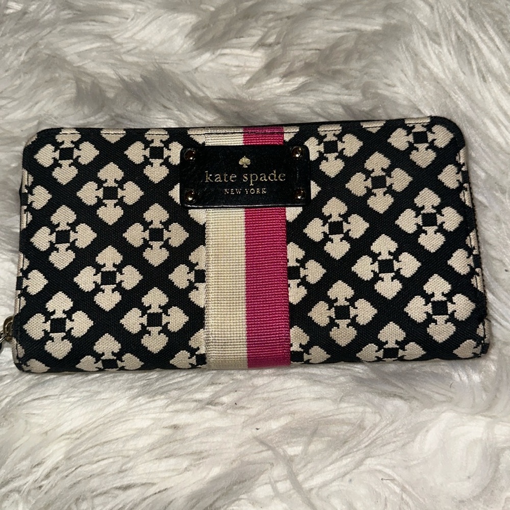 Kate Spade long wallet with pink/cream ribbon design